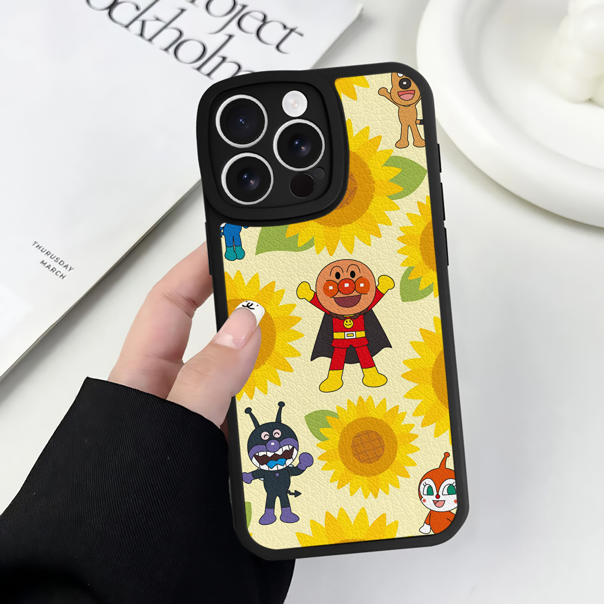 （画像用） アンパンマン Anpanman 【iPhone 16シリーズ対応】シリコンスマホケース（レザー調） 材質：シリコン